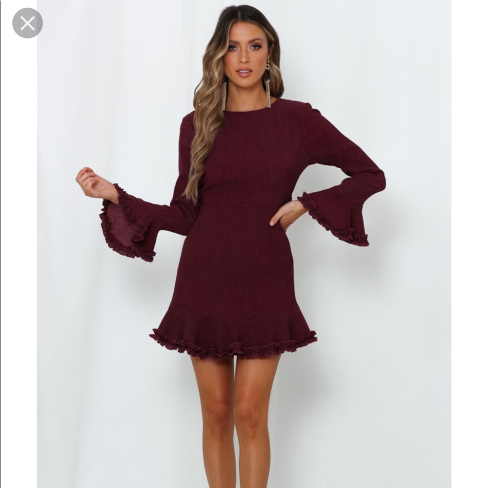 BNWT Hello Molly ‘Morning in Sydney’ plum dress.